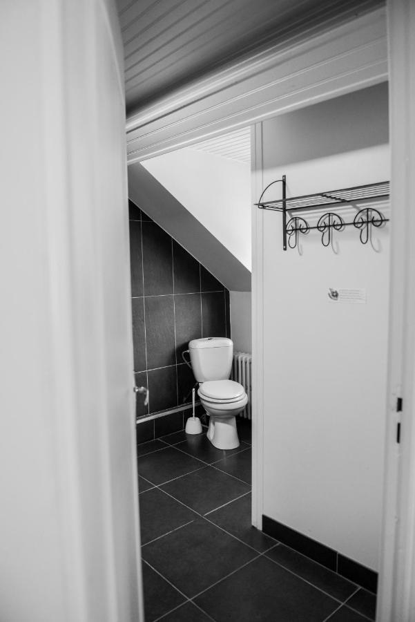 ホテル Logis Le Saint Hubert Haybes エクステリア 写真